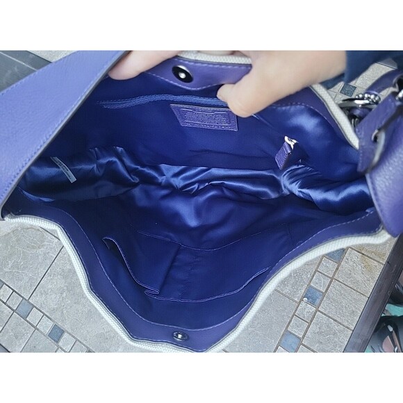 Authentic Coach Avery Natural Canvas & Indigo Leather Shoulder Bag, Hobo F28911 - Picture 9 of 14